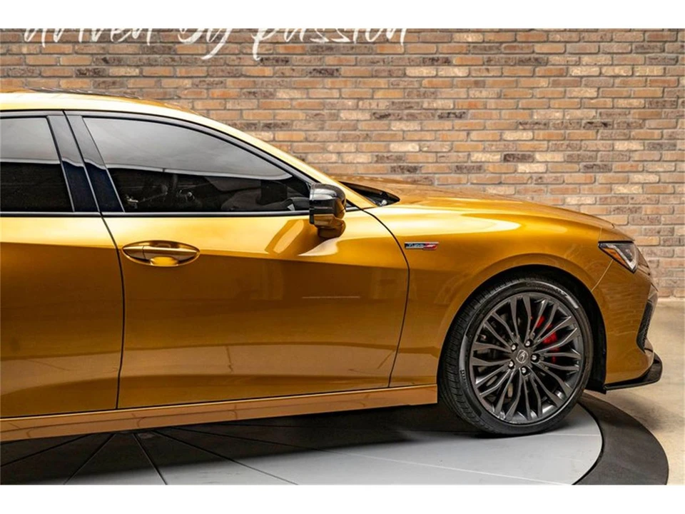 2021 Acura TLX 2nd Gen - Image 10 of 31