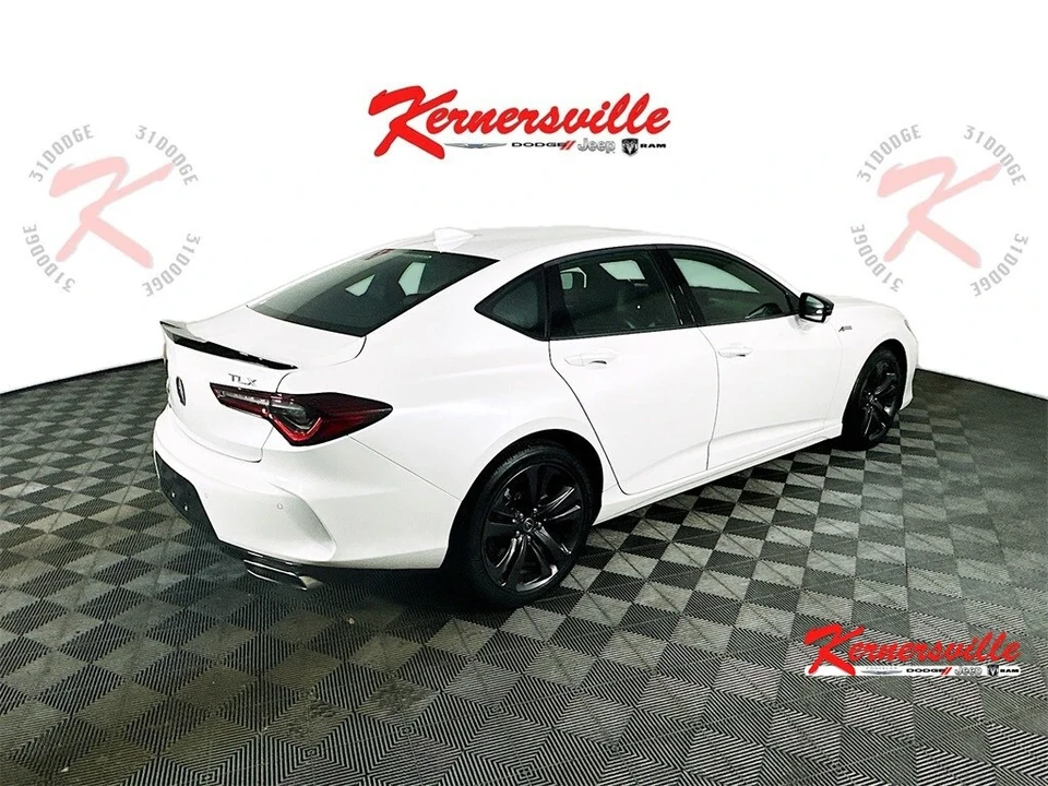 2021 Acura TLX 2nd Gen - Image 7 of 12