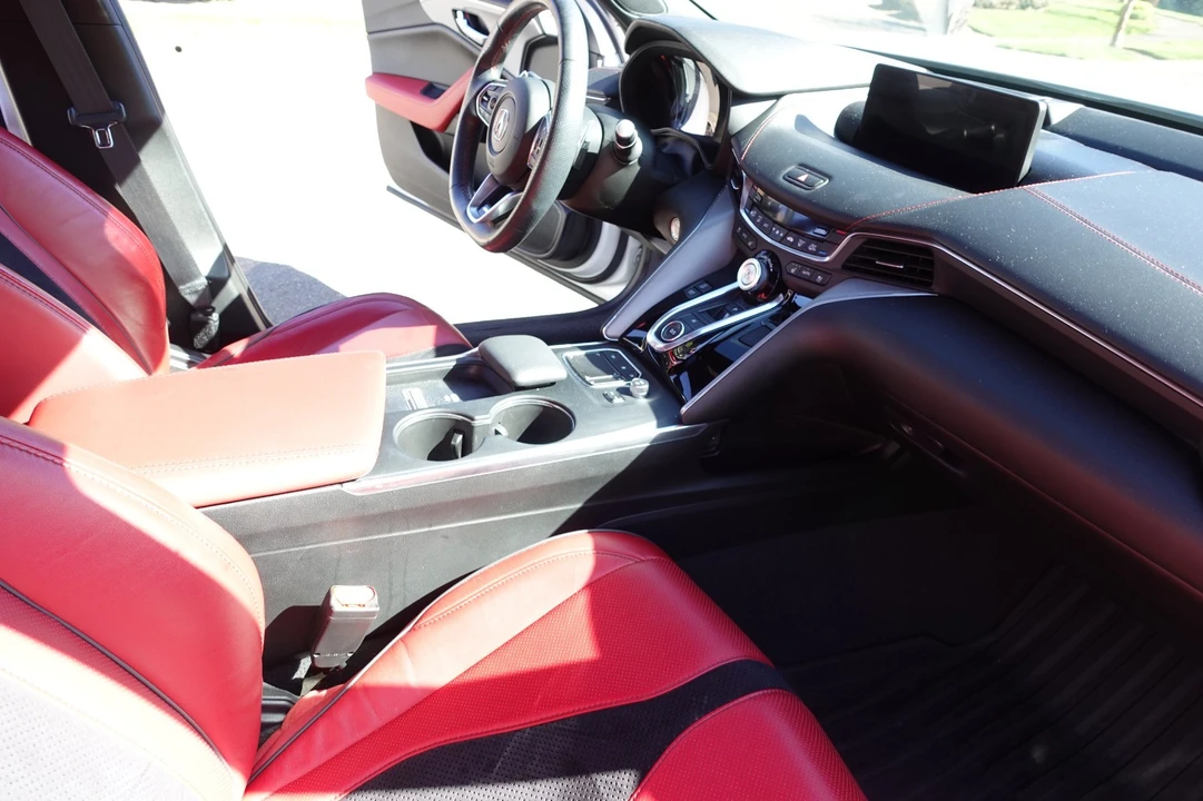 2021 Acura TLX 2nd Gen - Image 15 of 21
