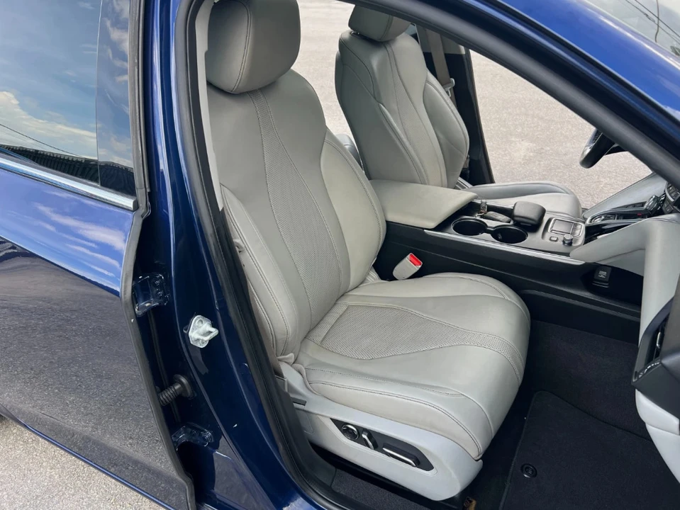 2021 Acura TLX 2nd Gen - Image 14 of 21