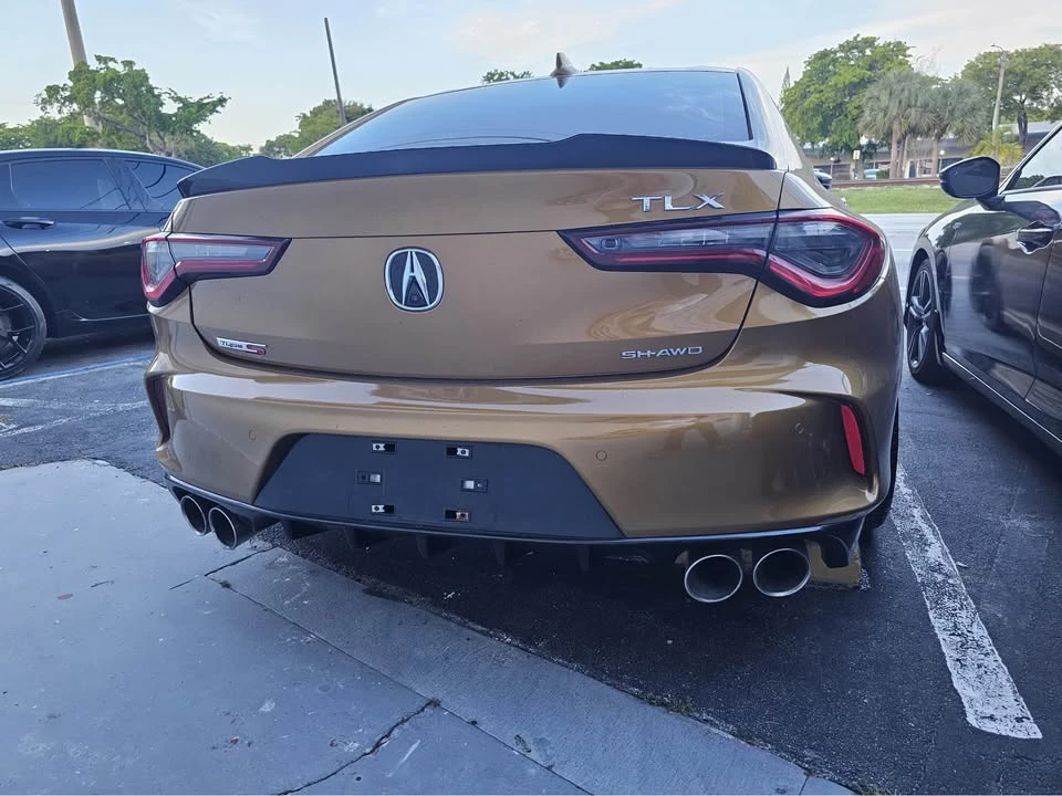 2021 Acura TLX 2nd Gen - Image 8 of 9