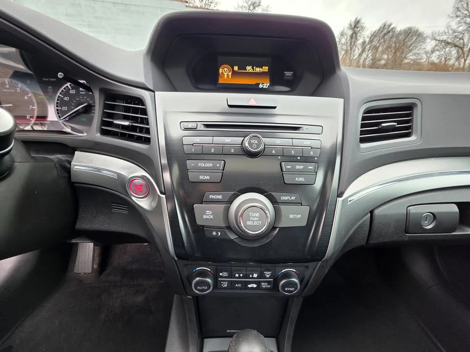 2021 Acura ILX - Image 15 of 19