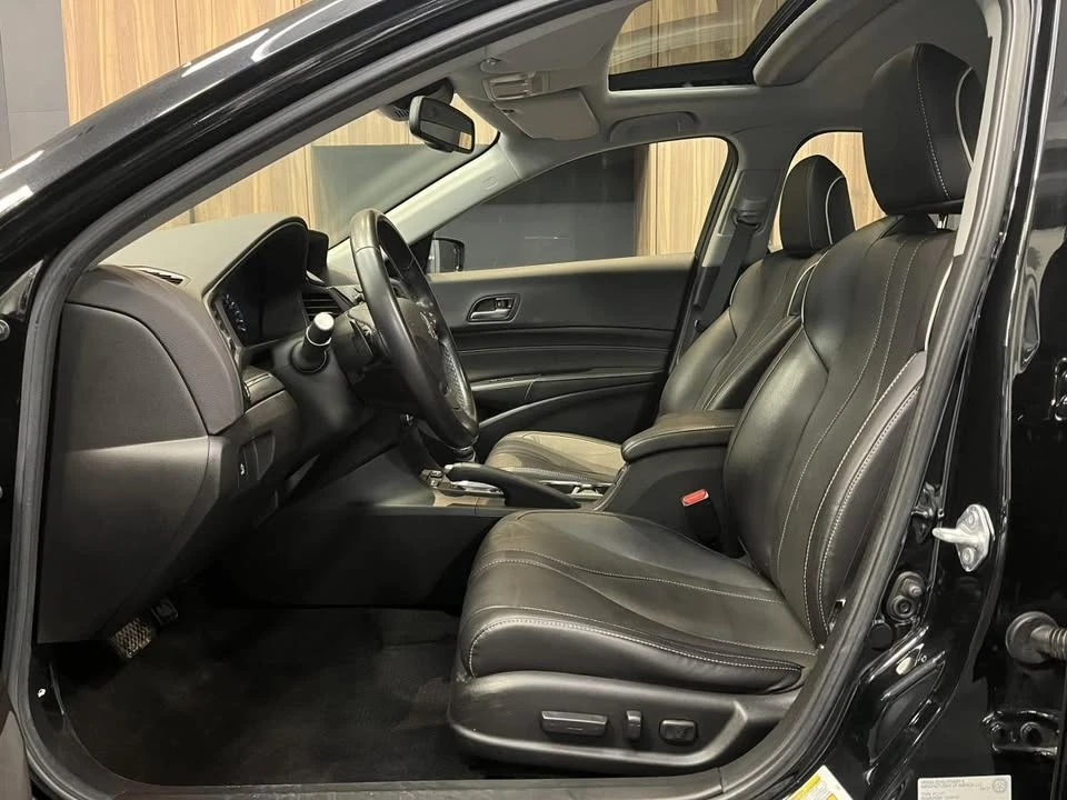2021 Acura ILX - Image 11 of 19