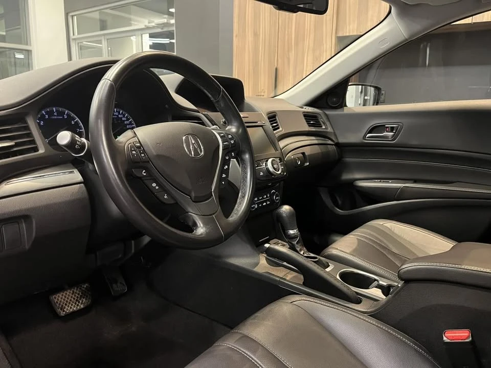 2021 Acura ILX - Image 12 of 19