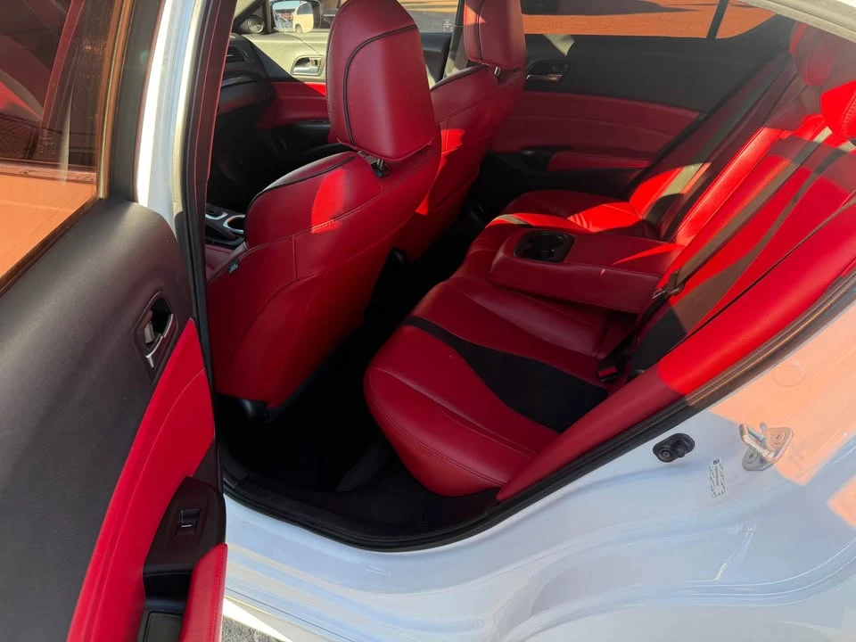 2021 Acura ILX - Image 8 of 15