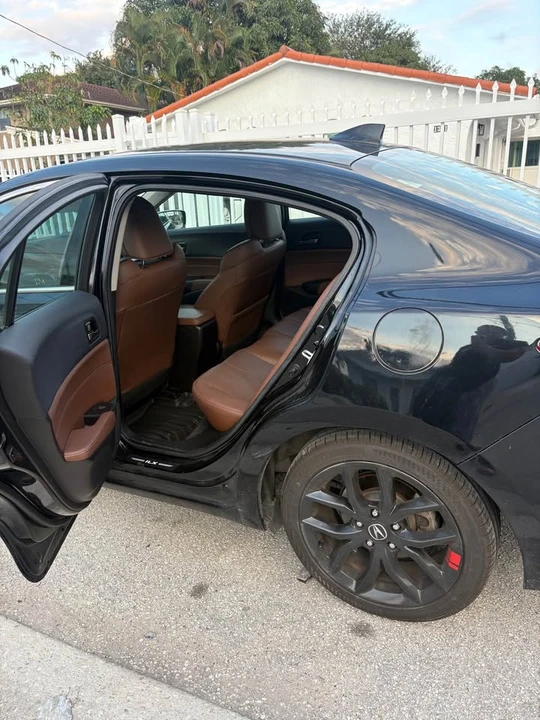 2021 Acura ILX - Image 9 of 16