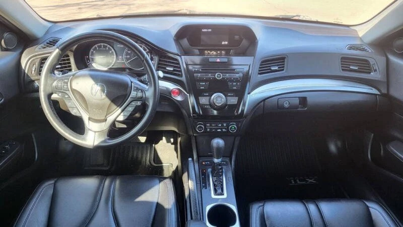 2021 Acura ILX - Image 7 of 12
