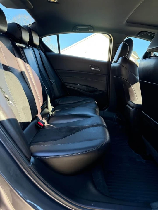 2021 Acura ILX - Image 11 of 16