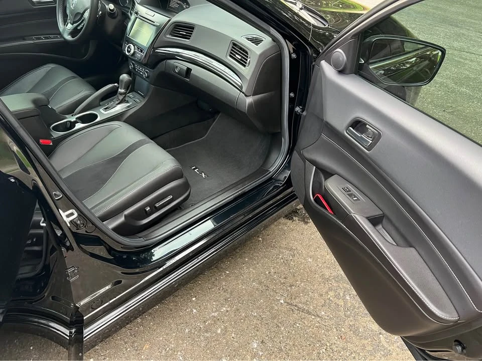 2021 Acura ILX - Image 14 of 19