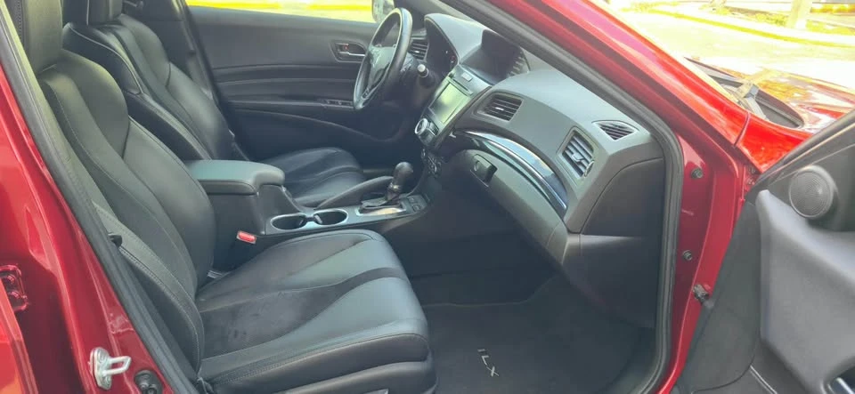 2021 Acura ILX - Image 9 of 12