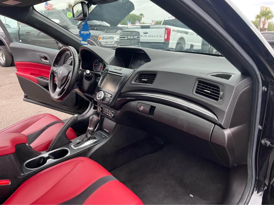 2021 Acura ILX - Image 8 of 15