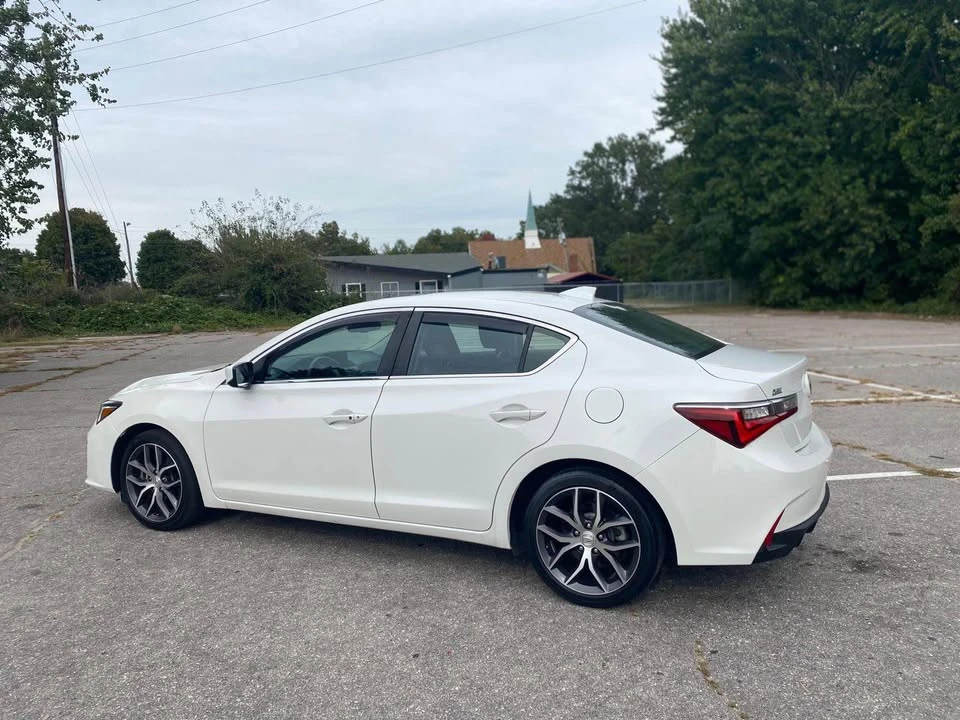 2021 Acura ILX - Image 6 of 13