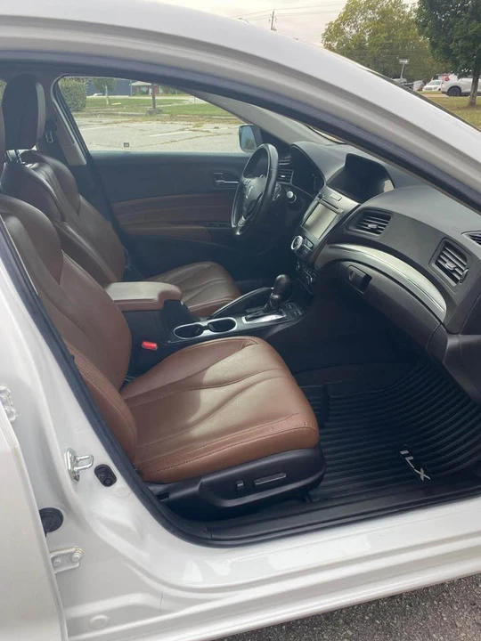 2021 Acura ILX - Image 9 of 13