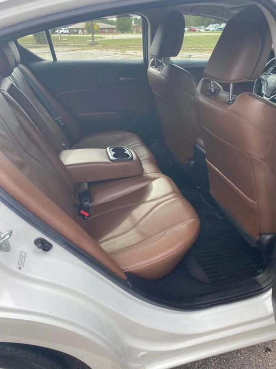 2021 Acura ILX - Image 8 of 13