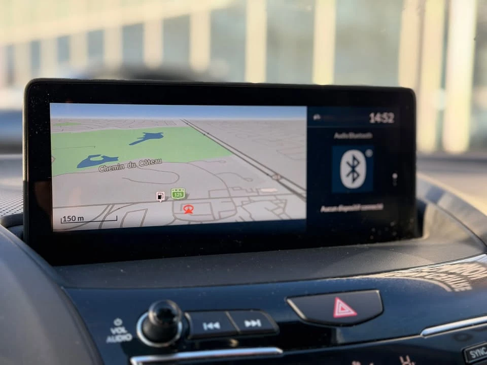2021 Acura RDX 3rd Gen - Image 15 of 17