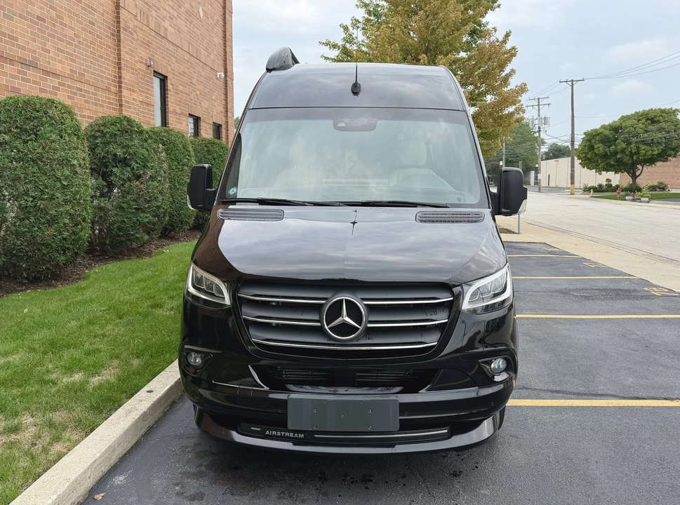 2021 Airstream - Image 23 of 31