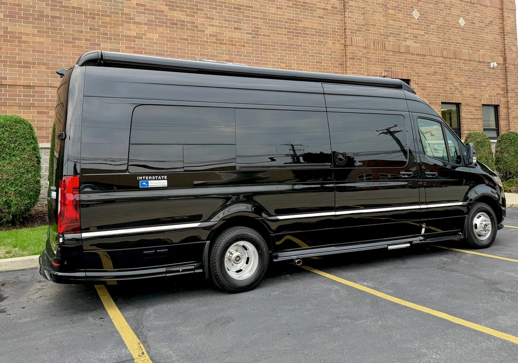 2021 Airstream - Image 19 of 31