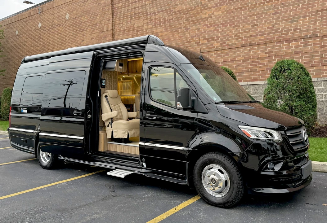 2021 Airstream - Image 28 of 31