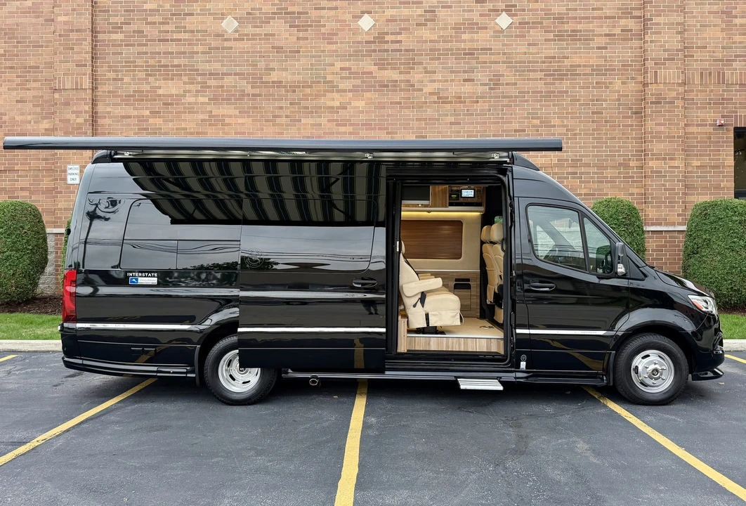 2021 Airstream - Image 25 of 31