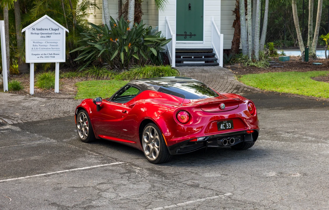 2021 Alfa Romeo 4C - Image 14 of 31