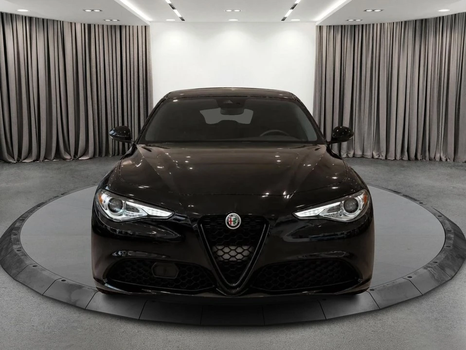 2021 Alfa Romeo Giulia - Image 8 of 20