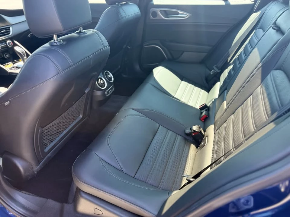 2021 Alfa Romeo Giulia - Image 14 of 21