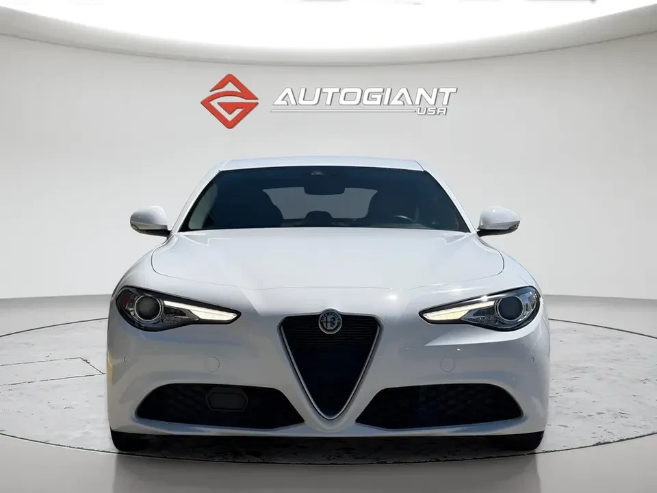 2021 Alfa Romeo Giulia - Image 6 of 20