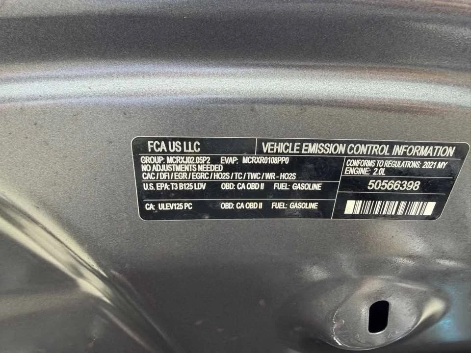 2021 Alfa Romeo Giulia - Image 19 of 20