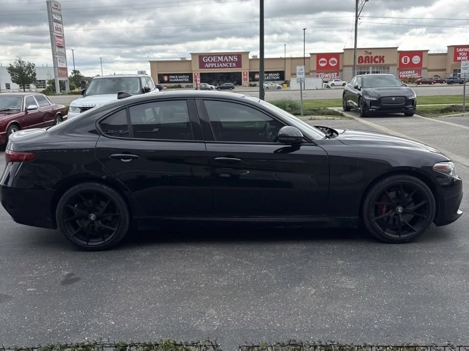 2021 Alfa Romeo Giulia - Image 4 of 6