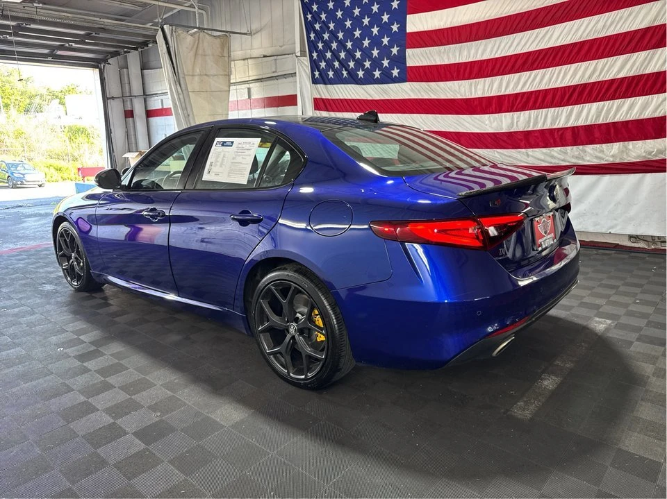 2021 Alfa Romeo Giulia - Image 7 of 20