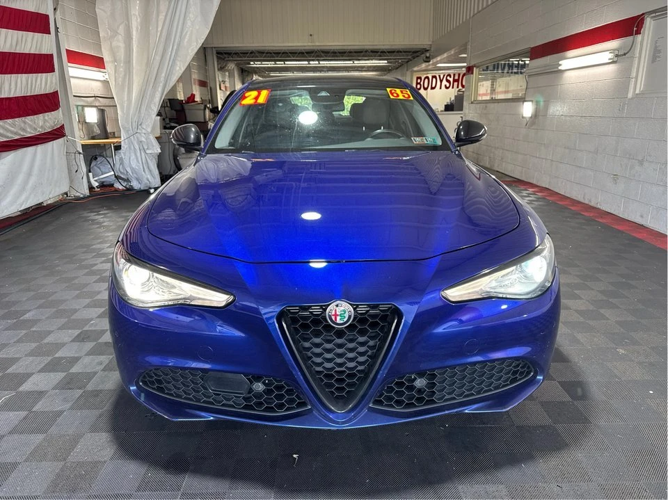 2021 Alfa Romeo Giulia - Image 2 of 20