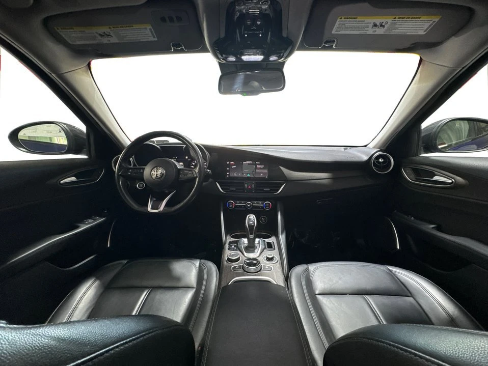 2021 Alfa Romeo Giulia - Image 13 of 20