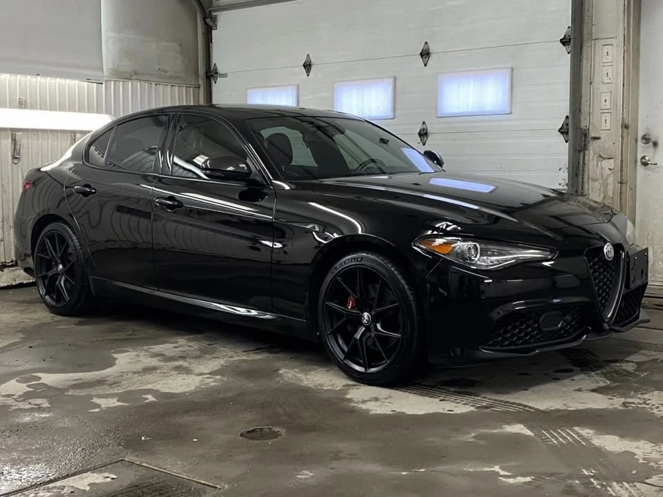 2021 Alfa Romeo Giulia - Image 8 of 20