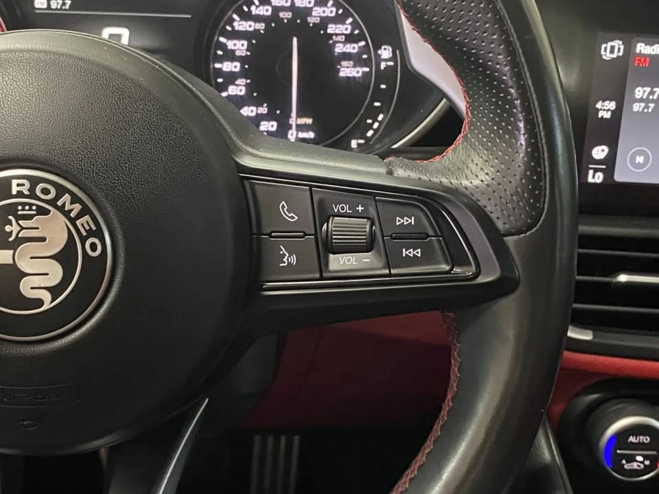 2021 Alfa Romeo Giulia - Image 20 of 20
