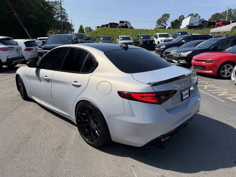 2021 Alfa Romeo Giulia - Image 7 of 20