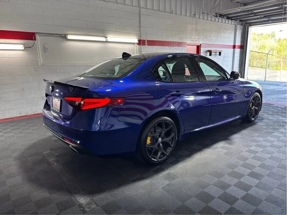 2021 Alfa Romeo Giulia - Image 5 of 20