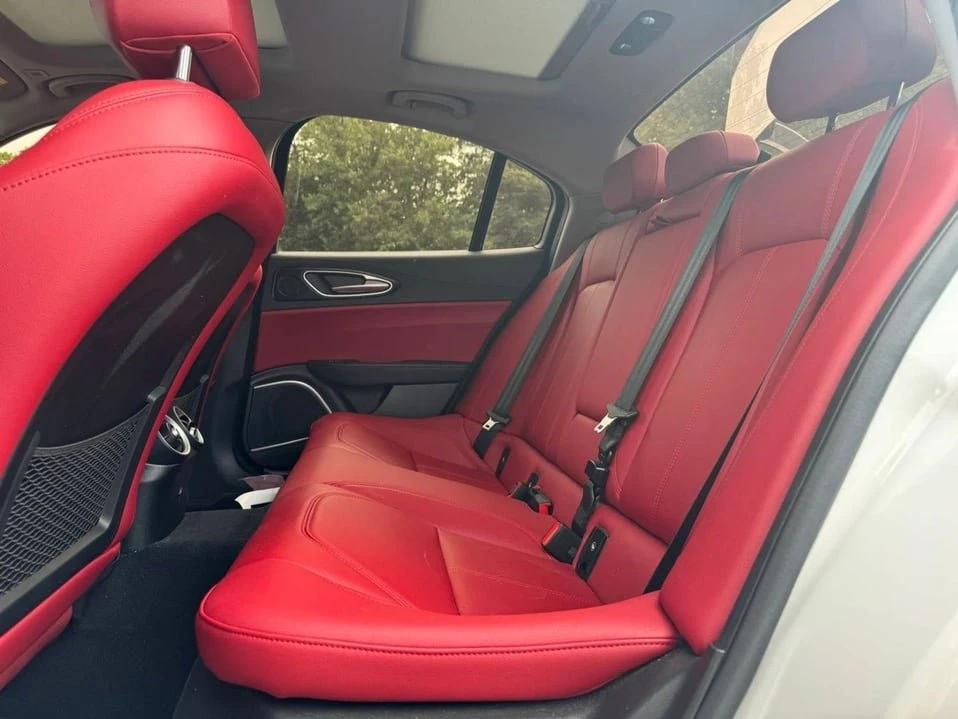 2021 Alfa Romeo Giulia - Image 19 of 20