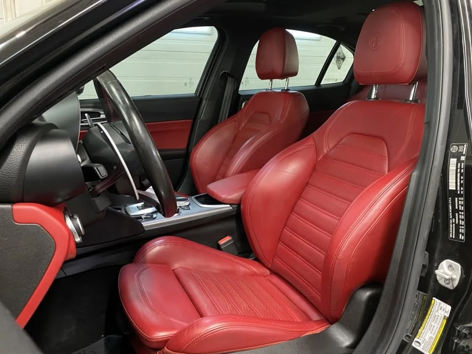 2021 Alfa Romeo Giulia - Image 13 of 20