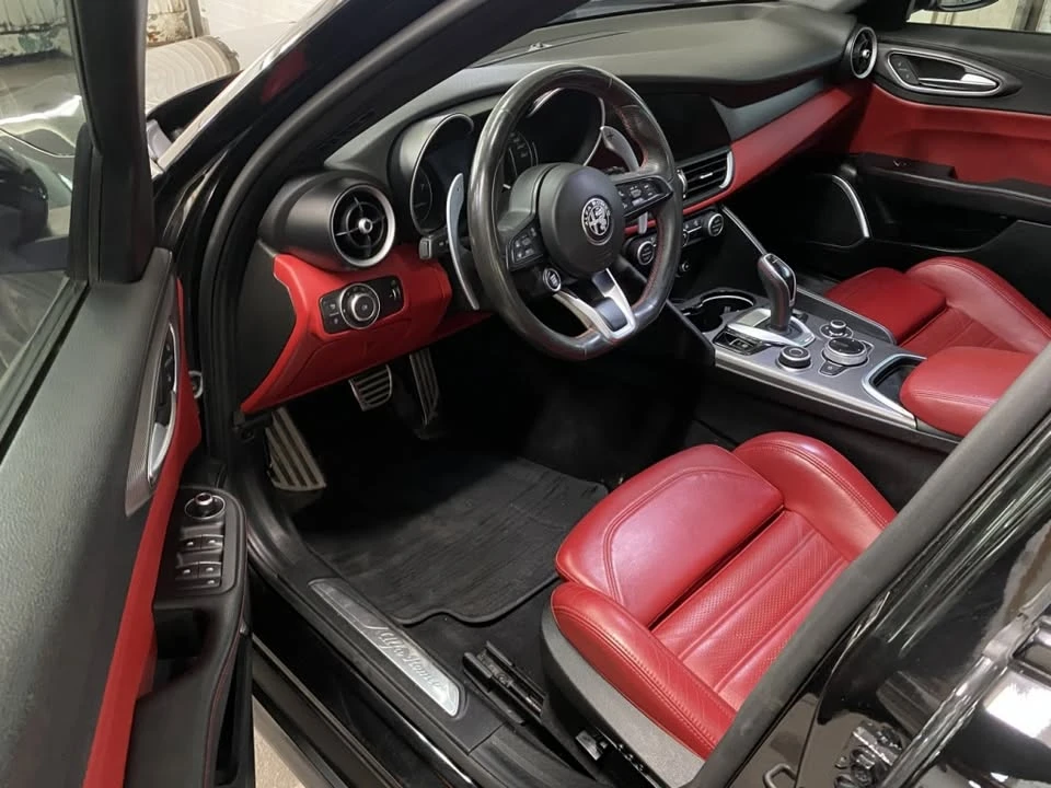 2021 Alfa Romeo Giulia - Image 12 of 20