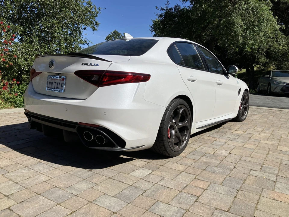 2021 Alfa Romeo Giulia Quadrifoglio - Image 7 of 31