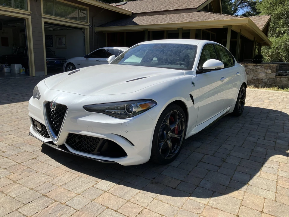 2021 Alfa Romeo Giulia Quadrifoglio - Image 2 of 31