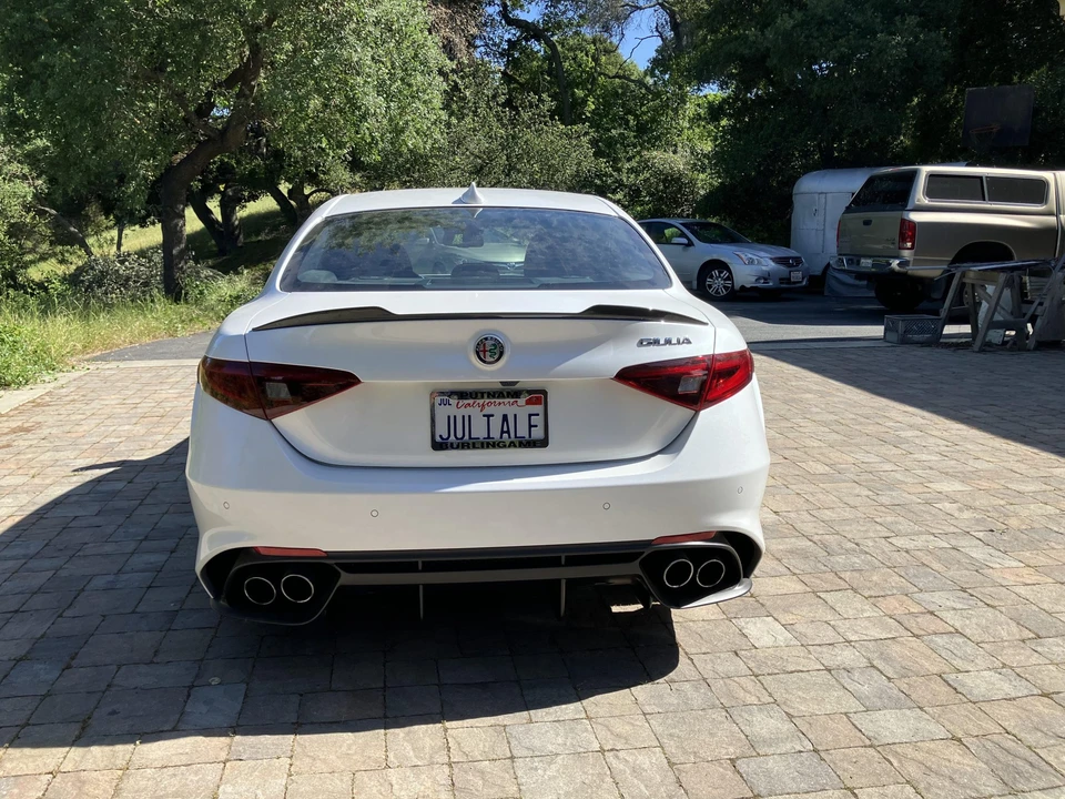 2021 Alfa Romeo Giulia Quadrifoglio - Image 9 of 31