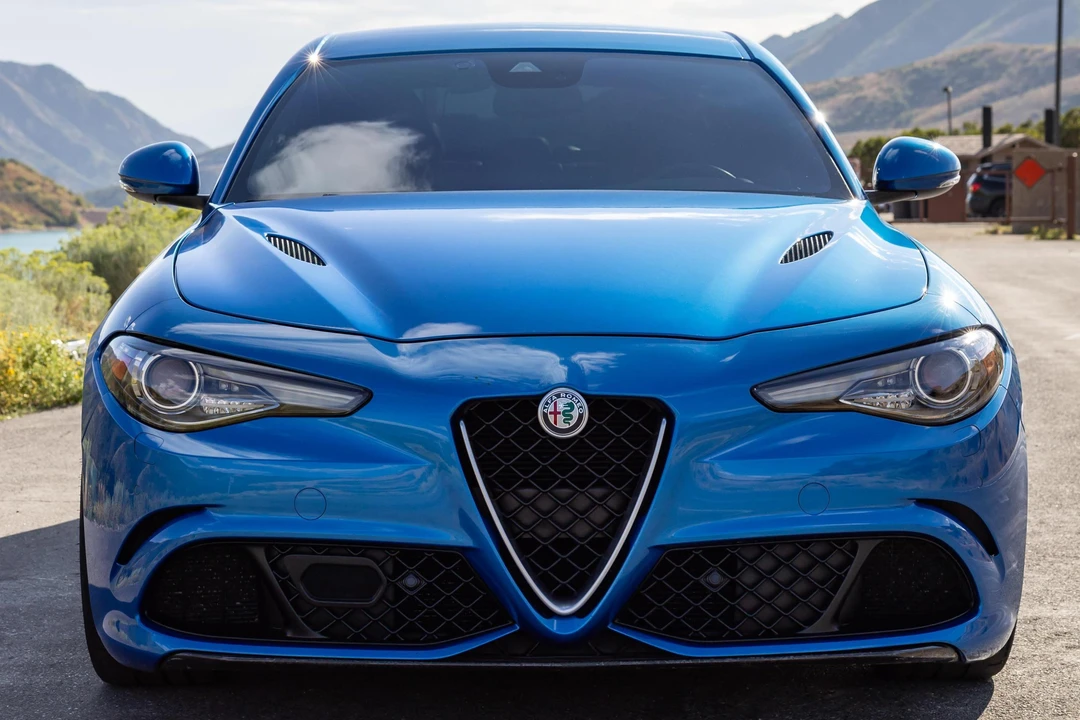 2021 Alfa Romeo Giulia Quadrifoglio - Image 2 of 31