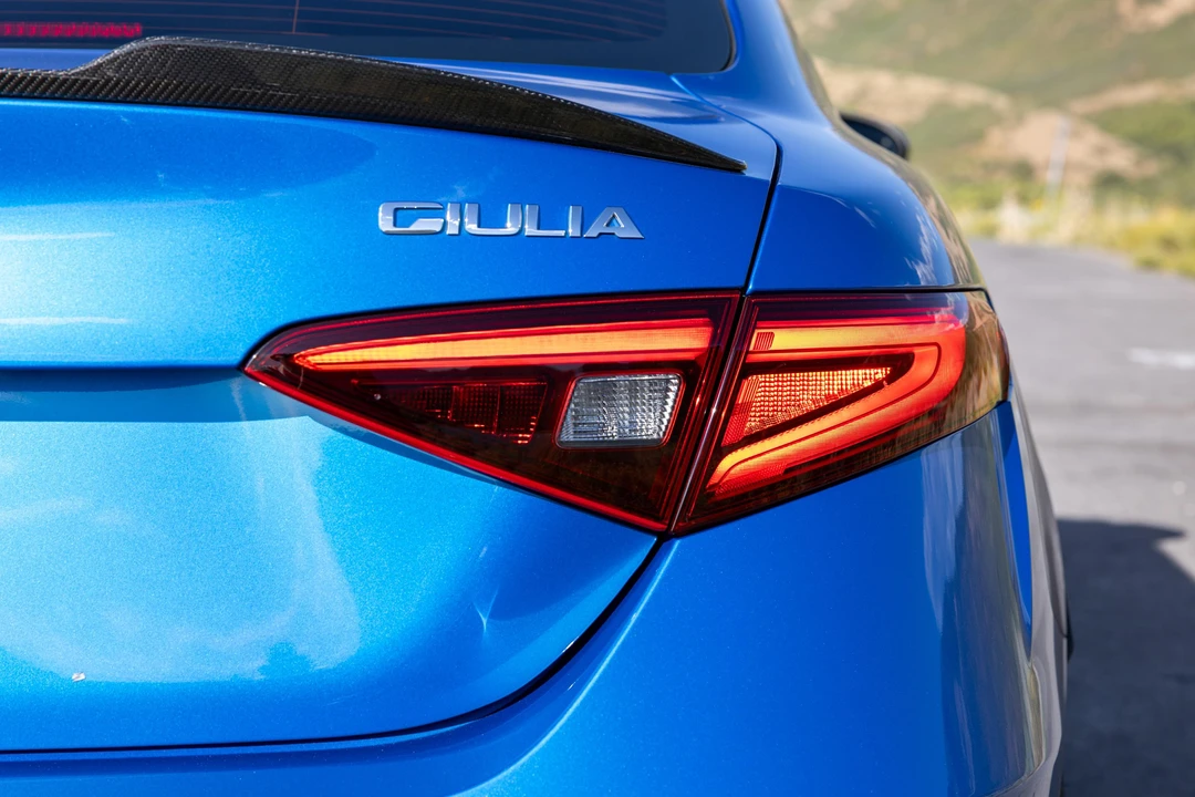 2021 Alfa Romeo Giulia Quadrifoglio - Image 28 of 31
