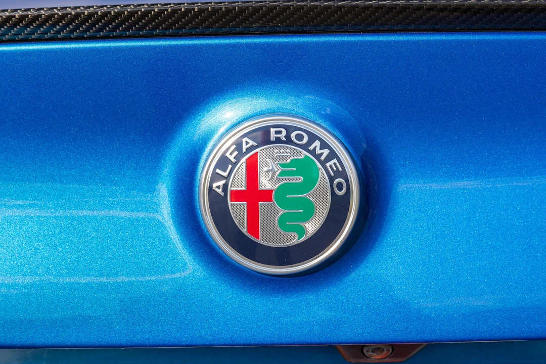 2021 Alfa Romeo Giulia Quadrifoglio - Image 27 of 31