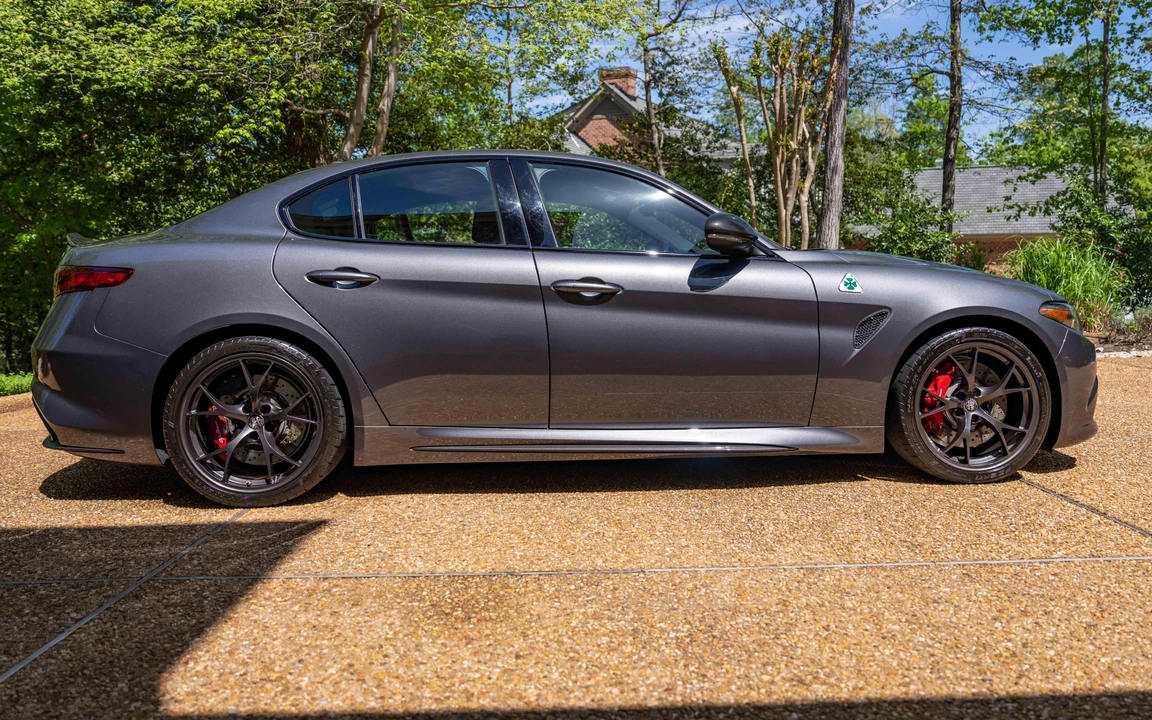 2021 Alfa Romeo Giulia Quadrifoglio - Image 14 of 31