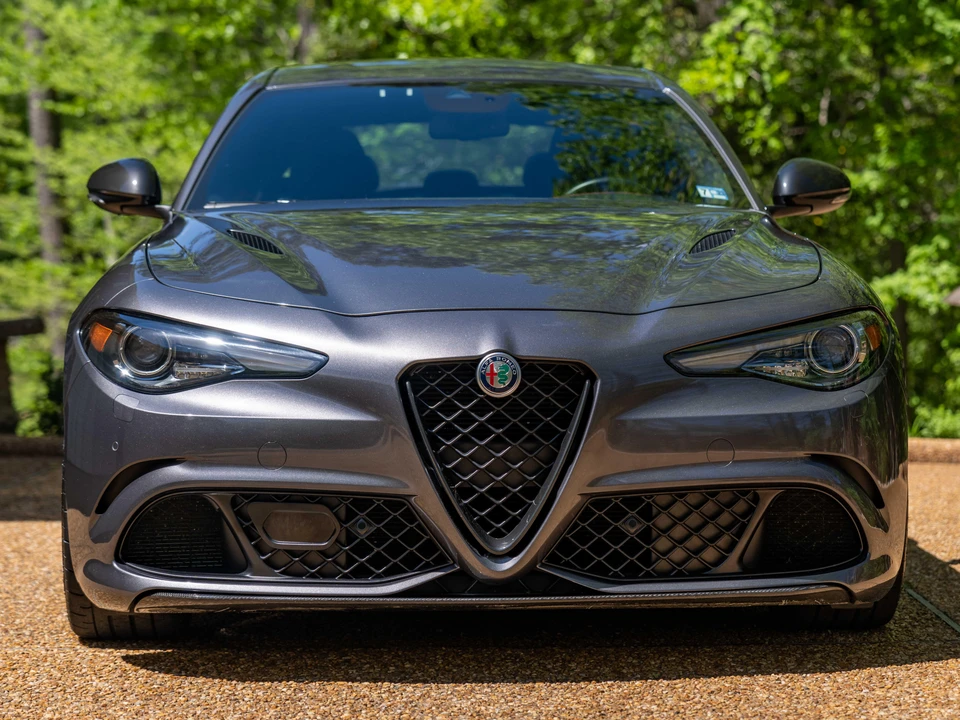 2021 Alfa Romeo Giulia Quadrifoglio - Image 6 of 31