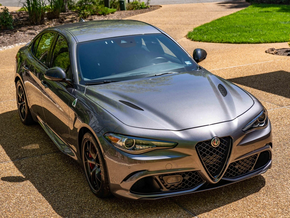 2021 Alfa Romeo Giulia Quadrifoglio - Image 15 of 31