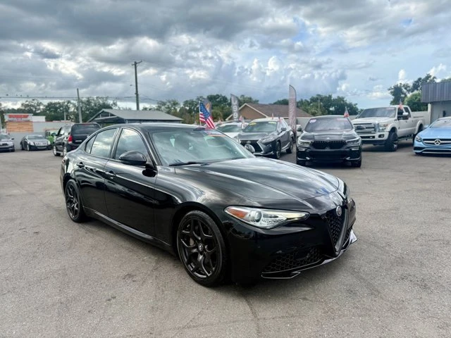 2021 Alfa Romeo Giulia - Image 15 of 20