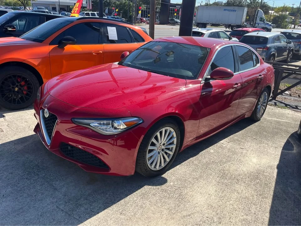 2021 Alfa Romeo Giulia - Image 3 of 10